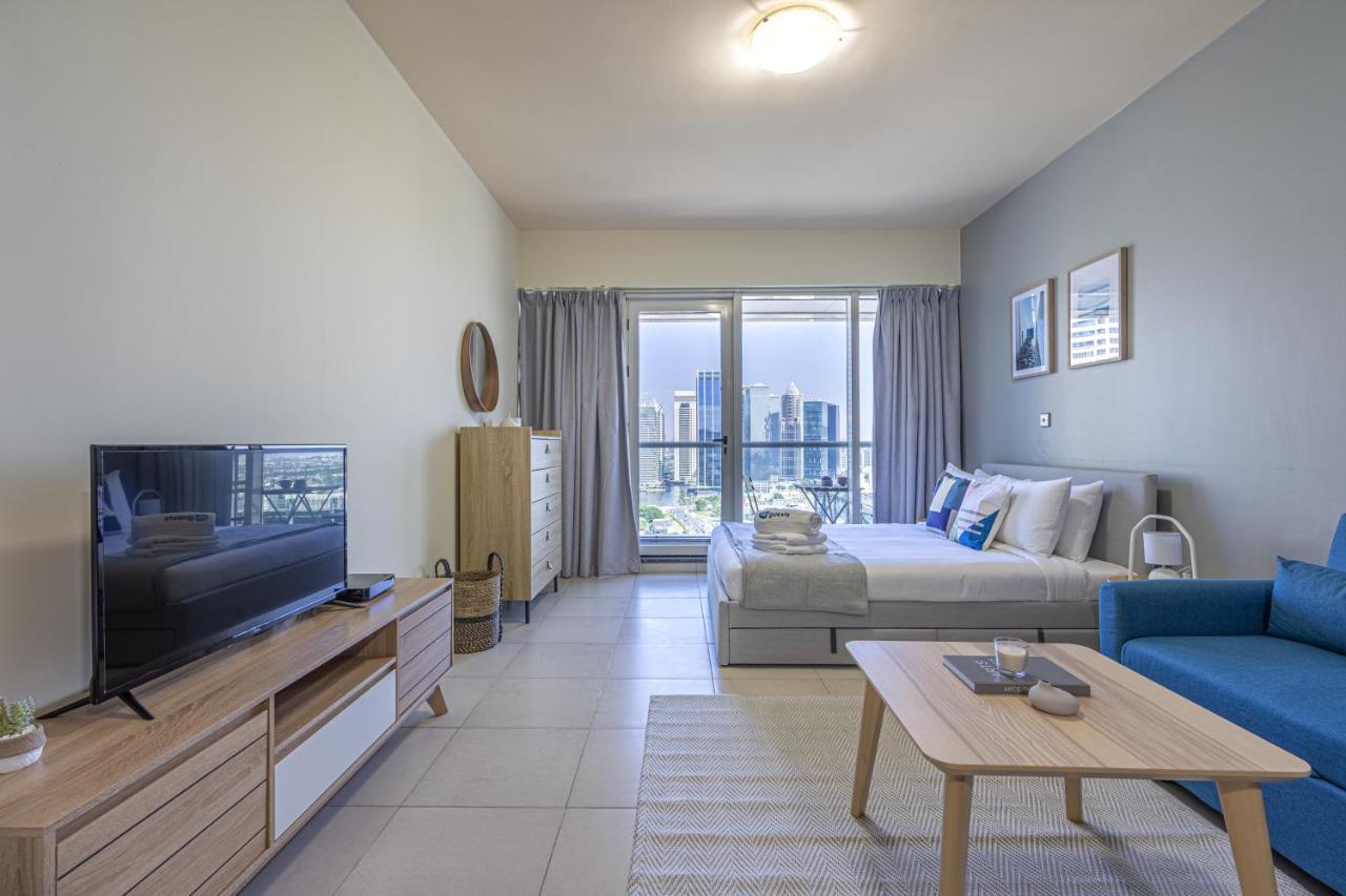 דובאי Higuests - Modern Studio With Incredible City Skyline View מראה חיצוני תמונה